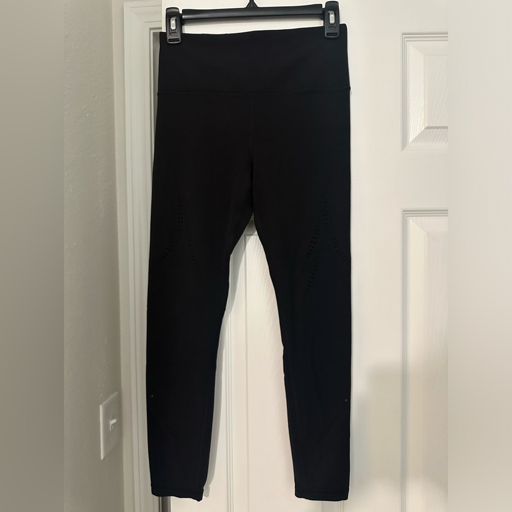 Athleta Activewear Leggings 23”